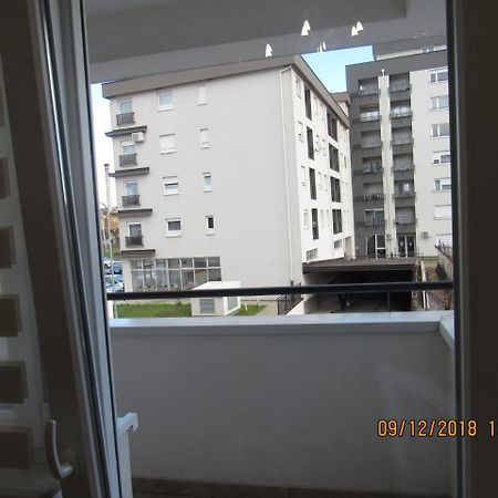 Apartman Tea 2 Μπάνια Λούκα Εξωτερικό φωτογραφία