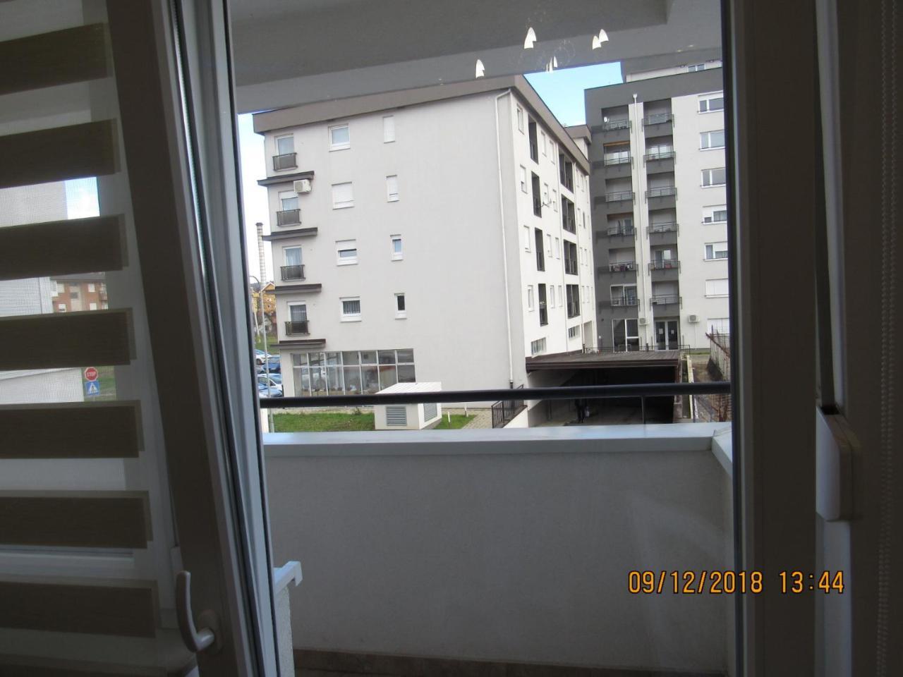 Apartman Tea 2 Μπάνια Λούκα Εξωτερικό φωτογραφία